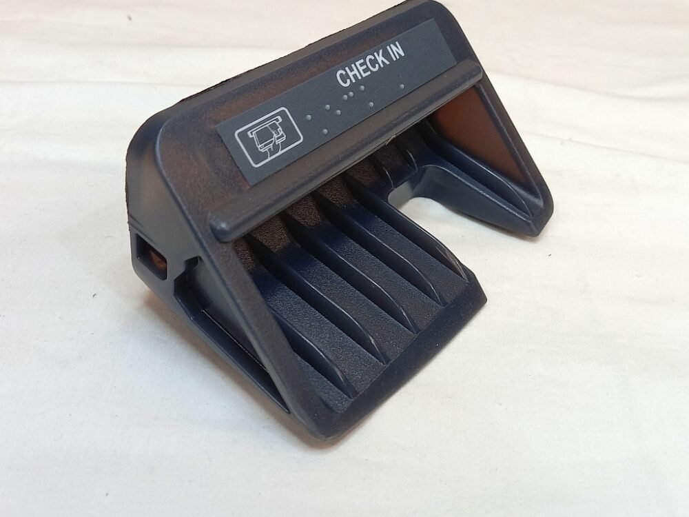 NCR FASCIA INSERT SCPM VW3 PN: 445-0717423, 4450717423