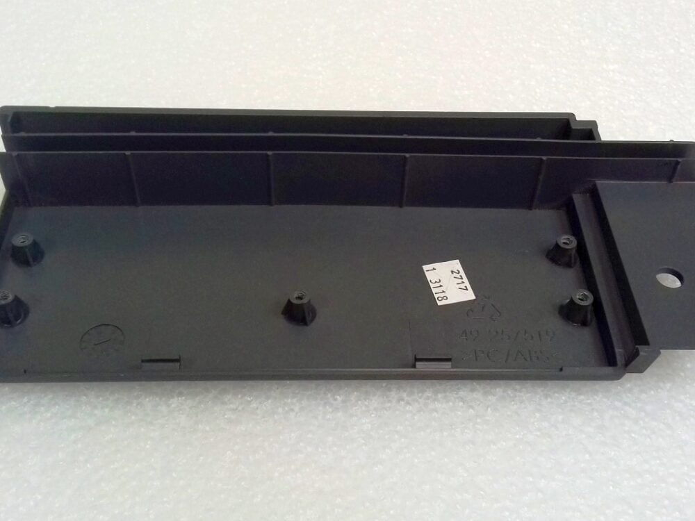 Wincor Nixdorf BEZEL,TRIM,BOT RT PN: 49-257519, 49257519