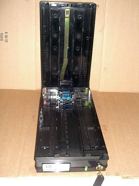 2896-3 Diebold CASH CASSETTE UNIVERSAL FOR OPTEVA WITH LOCK PN: 00-103332-000A, 103332000A, 00-103332-000B, 103332000B
