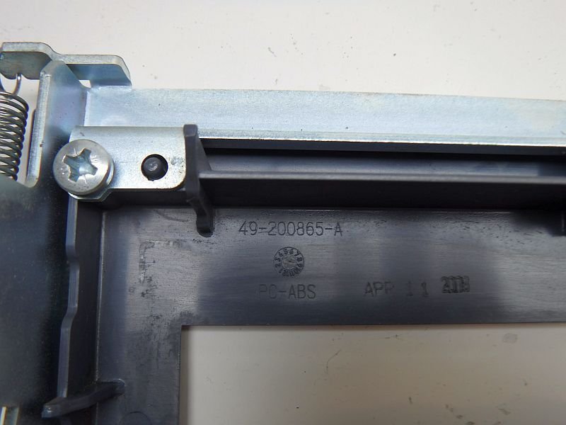 Diebold DISPENSER BEZEL PN: 49-200865-A, 49200865A