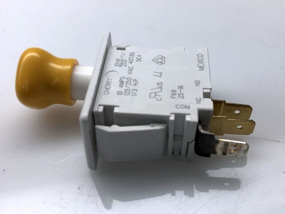 3552-2 NCR INTERLOCK SPDT SWITCH PN: 009-0006620, 90006620