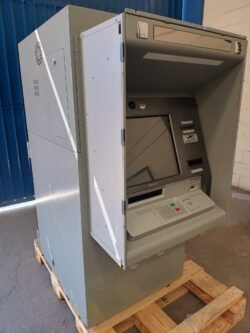 Nautilus Hyosung Maquina Completa Monimax 7800T-C1