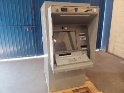 Nautilus Hyosung Maquina Completa Monimax 7800T-C1