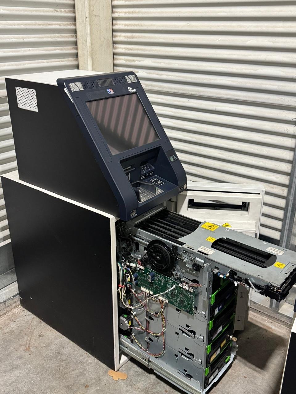 DN100-2 Diebold DN100 ATM Machine | Lobby Self-Service DN100